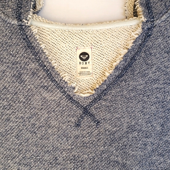 Roxy Pullover Knit Hoodie Size Sm - Picture 2 of 6